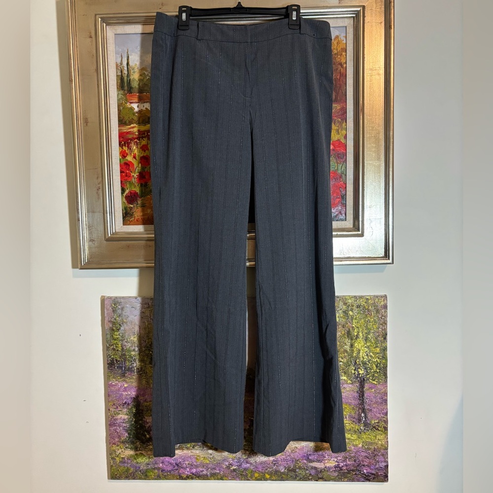 NY&CO gray pants size 14